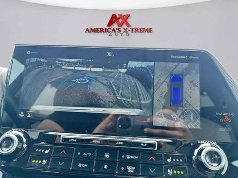 Used 2021 Toyota Highlander Platinum image 30