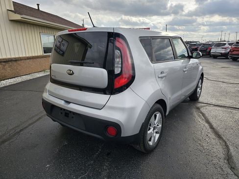 Used 2017 Kia Soul image 26