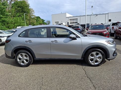 Used 2023 Honda HR-V LX image 8