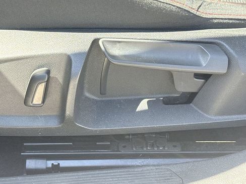 Used 2022 Volkswagen GTI SE FWD image 14