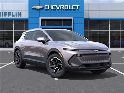 New 2026 Chevrolet Equinox EV LT AWD/4WD image 7