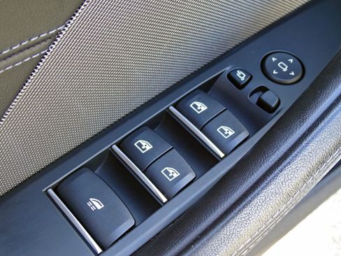 Used 2020 BMW M8 Convertible w/ Driving Assistance Package image 14