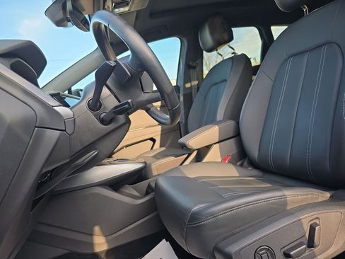 Used 2023 Audi Q4 e-tron Premium Plus image 26