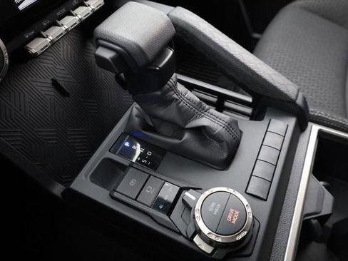 Certified 2025 Toyota 4Runner SR5 image 15