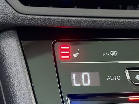 New 2026 Volkswagen Jetta SE image 21