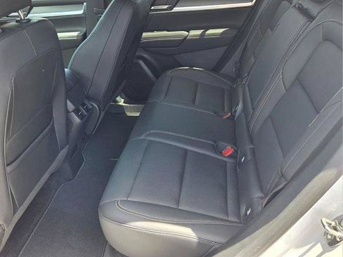 Certified 2025 GMC Terrain Elevation w/ Elevation Premium Package FWD image 12