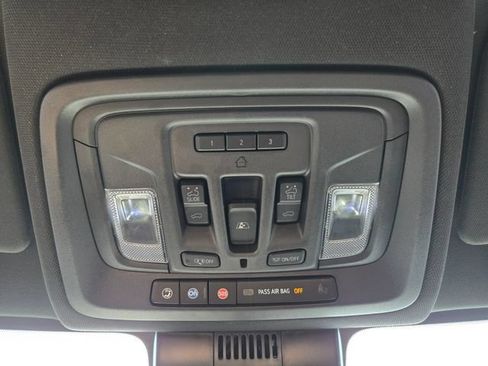 Used 2024 GMC Sierra 2500 AT4 w/ AT4 Premium Plus Package AWD/4WD image 29