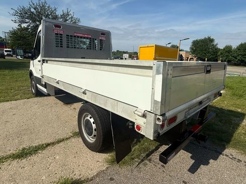 Used 2018 Ford Transit 250 138 image 8