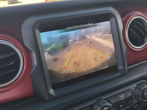 Used 2023 Jeep Wrangler Rubicon w/ LED Lighting Group AWD/4WD image 42