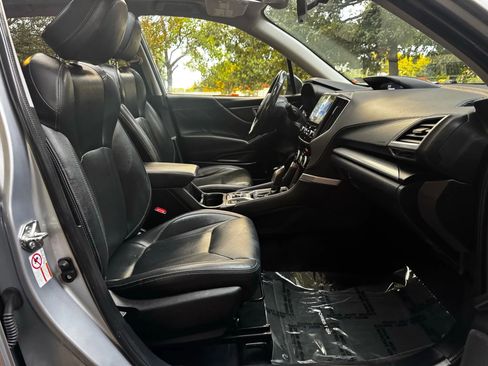 Used 2019 Subaru Forester Limited image 15