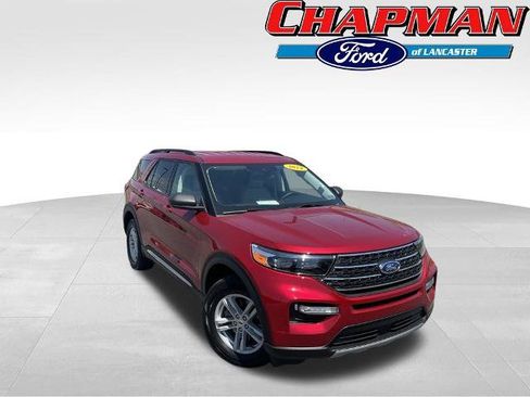 Certified 2024 Ford Explorer XLT w/ Equipment Group 202A AWD/4WD image 1