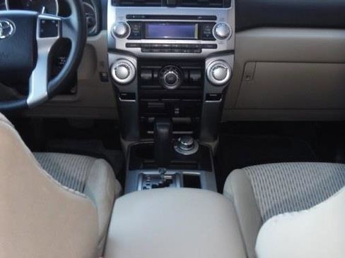 Used 2013 Toyota 4Runner SR5 image 7