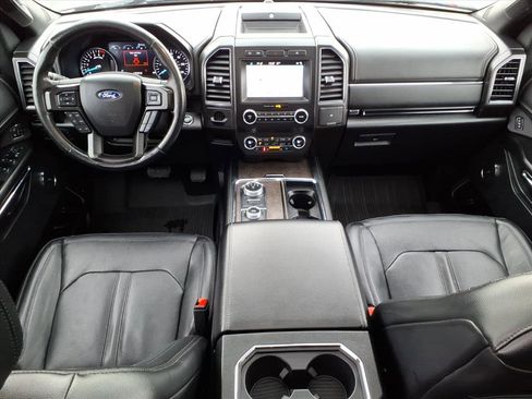 Used 2019 Ford Expedition Limited image 12