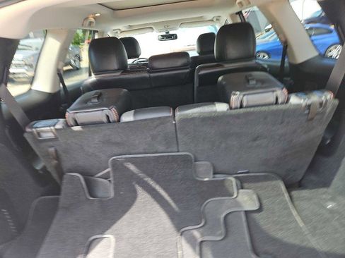 Used 2020 Nissan Pathfinder SL AWD/4WD image 12
