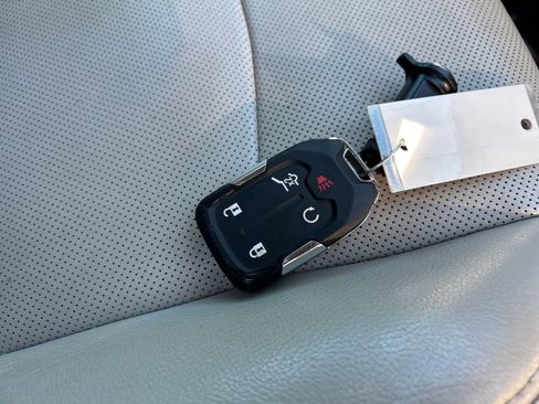 Used 2018 GMC Terrain Denali w/ Advanced Safety Package image 33