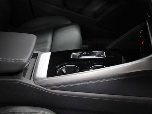 Certified 2025 Audi Q5 Prestige image 20