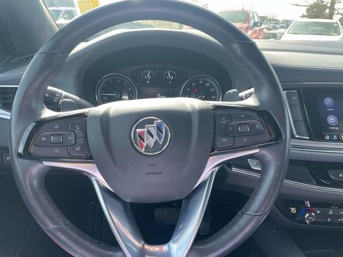 Used 2023 Buick Enclave Essence image 15