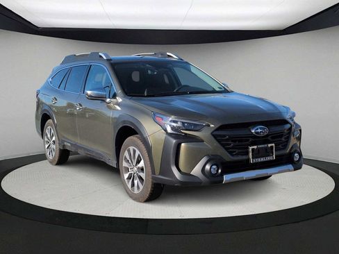 Used 2025 Subaru Outback Touring image 2