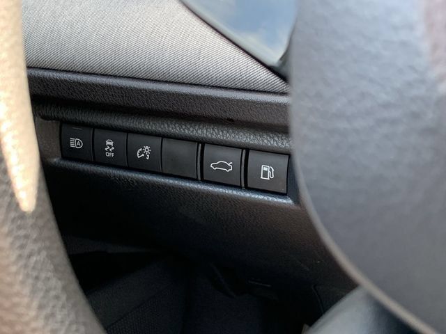 Used 2026 Toyota Camry LE FWD image 15