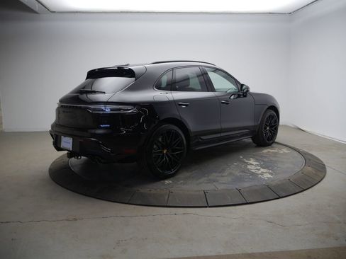 New 2026 Porsche Macan GTS AWD/4WD image 7
