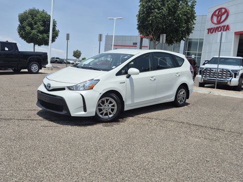 Used 2016 Toyota Prius V Two FWD image 1
