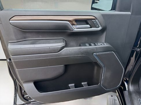 Used 2023 Chevrolet Silverado 1500 RST image 18