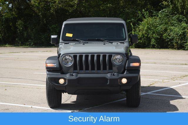 Used 2021 Jeep Wrangler Sport AWD/4WD image 17