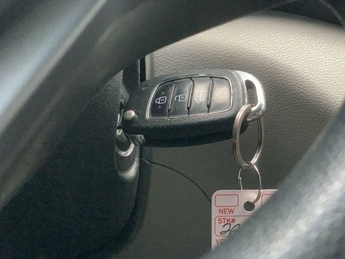 Used 2017 Hyundai Tucson SE image 15