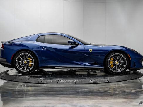 Used 2022 Ferrari 812 GTS RWD image 27