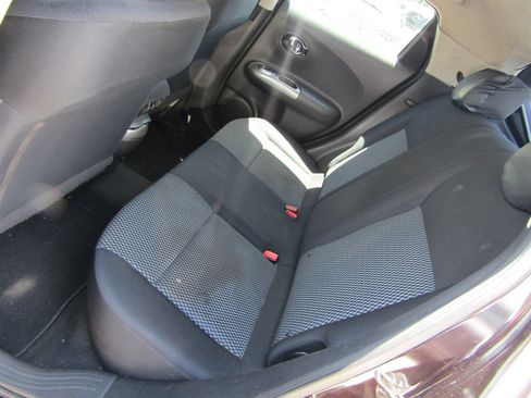 Used 2016 Nissan Juke S FWD image 9