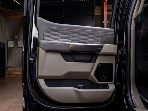 Used 2026 Ford F450 Platinum w/ Platinum Plus Package image 39