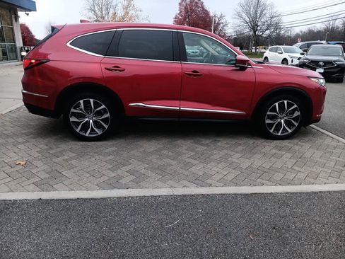 Used 2023 Acura MDX SH-AWD w/ Technology Package image 7
