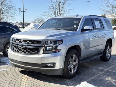 Used 2016 Chevrolet Tahoe LT w/ Luxury Package image 3
