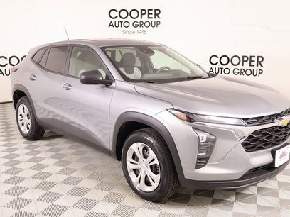 Used 2024 Chevrolet Trax LS w/ Driver Confidence Package