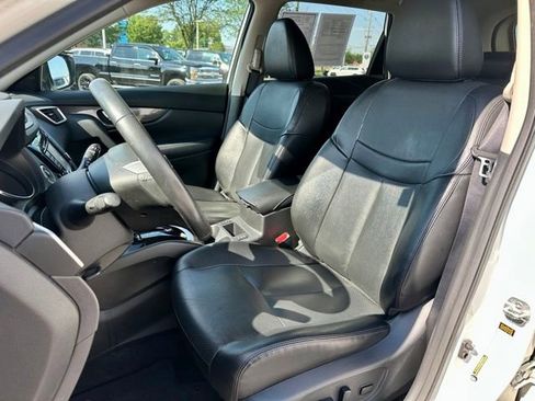 Used 2016 Nissan Rogue SL w/ SL Premium Package AWD/4WD image 13