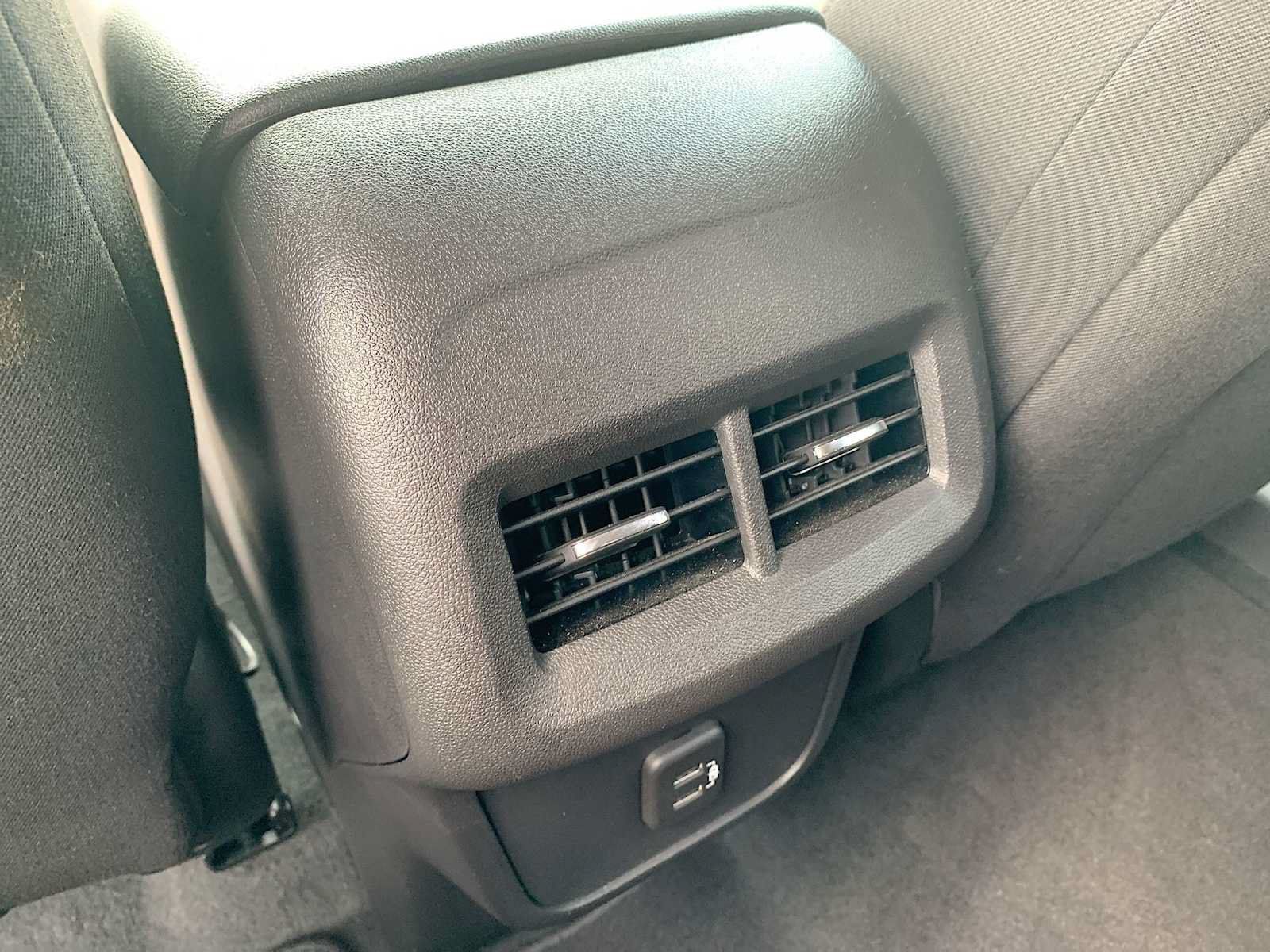Certified 2023 Chevrolet Equinox LT AWD/4WD image 20