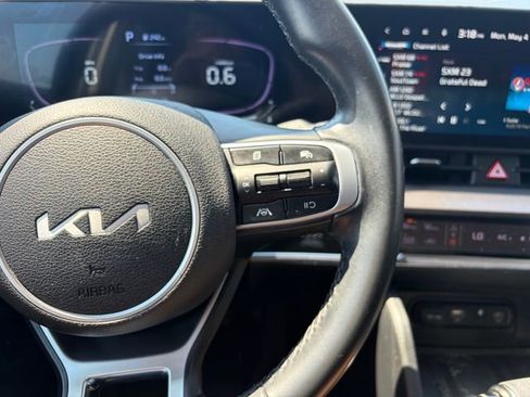 Certified 2023 Kia Sportage EX FWD image 29