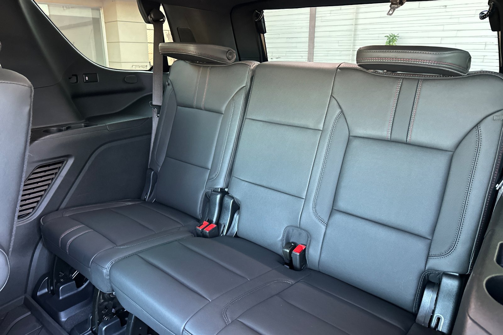 Used 2024 Chevrolet Tahoe RST w/ Luxury Package AWD/4WD image 35