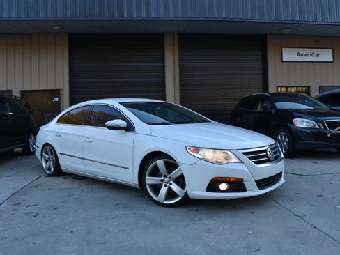 Used 2012 Volkswagen CC Lux Plus image 2