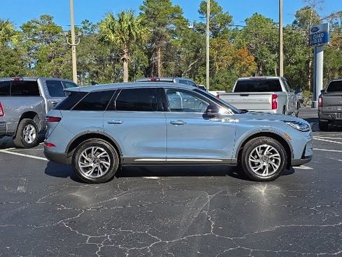 Used 2025 Lincoln Corsair FWD w/ Equipment Group 101A image 8