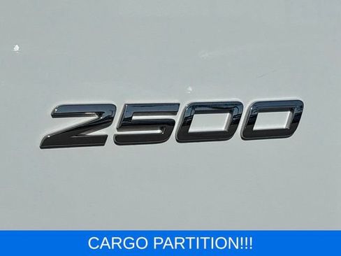 Used 2025 Mercedes-Benz Sprinter 2500 image 6