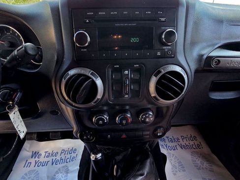 Used 2013 Jeep Wrangler Unlimited Sport AWD/4WD image 23
