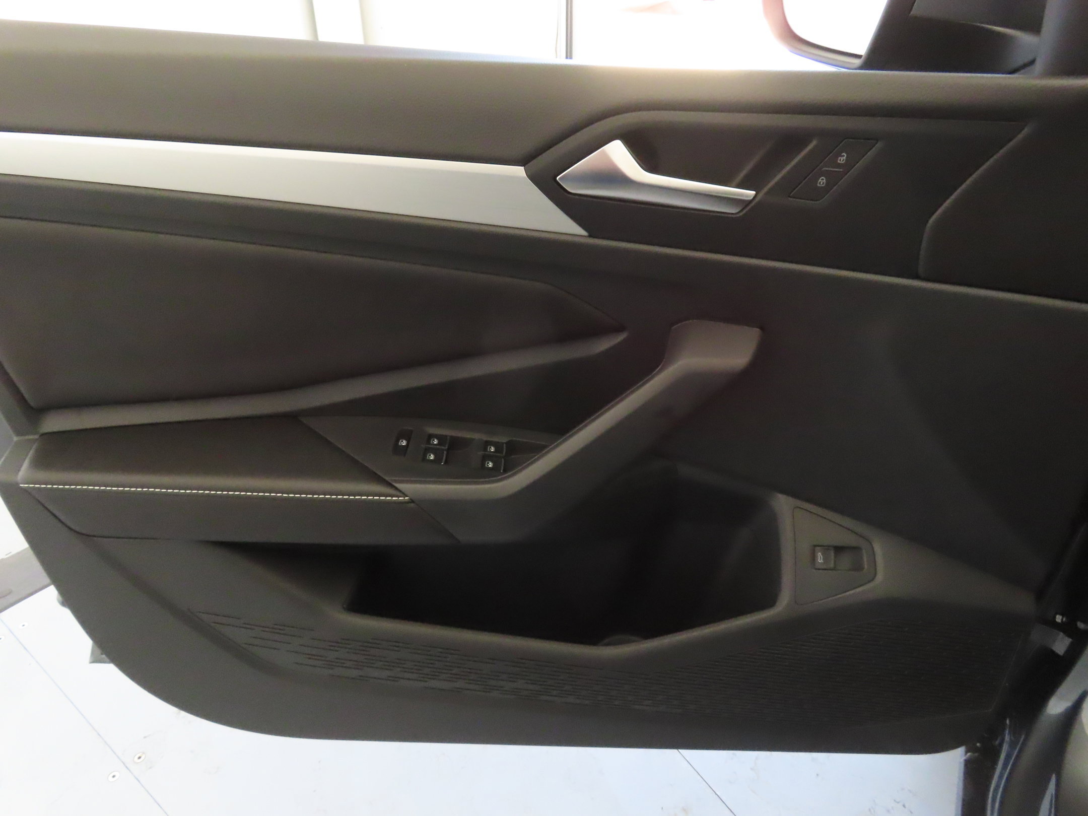Used 2026 Volkswagen Jetta Sport FWD image 10