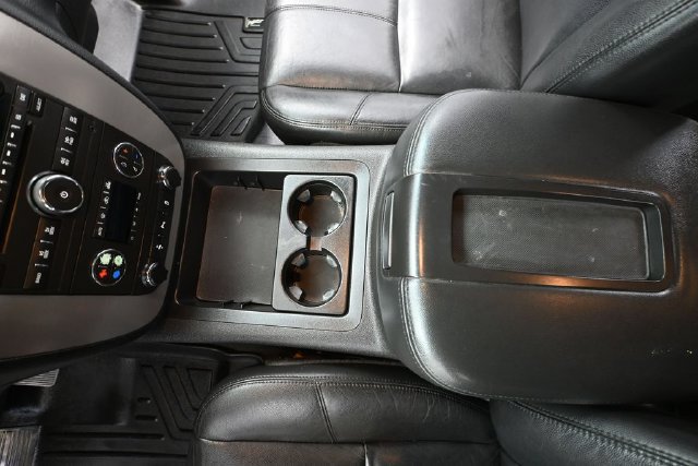 Used 2013 GMC Yukon XL SLT AWD/4WD image 25
