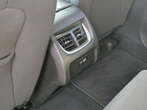 Used 2022 Chevrolet Blazer LT image 30