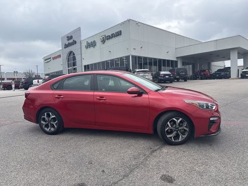 Used 2019 Kia Forte LXS image 31