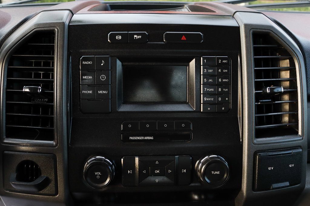 Used 2019 Ford F550 2WD Regular Cab Super Duty image 23