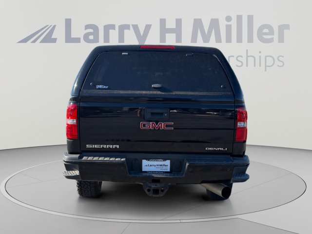 Used 2017 GMC Sierra 3500 Denali w/ Duramax Plus Package AWD/4WD image 4
