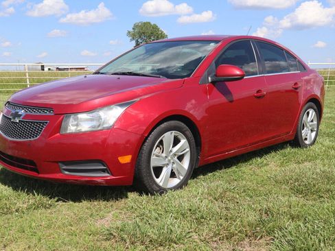 Used 2014 Chevrolet Cruze Diesel w/ Enhanced Safety Package image 1