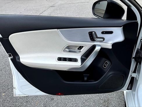 Used 2021 Mercedes-Benz A 35 AMG 4MATIC image 19